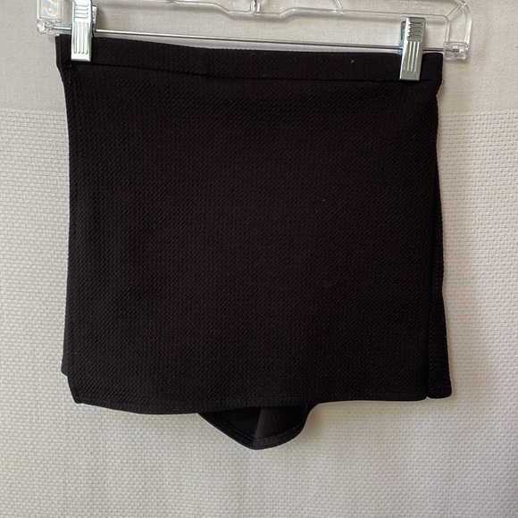 Vintage Purrr Melrose Mini Skort - Picture 9 of 12